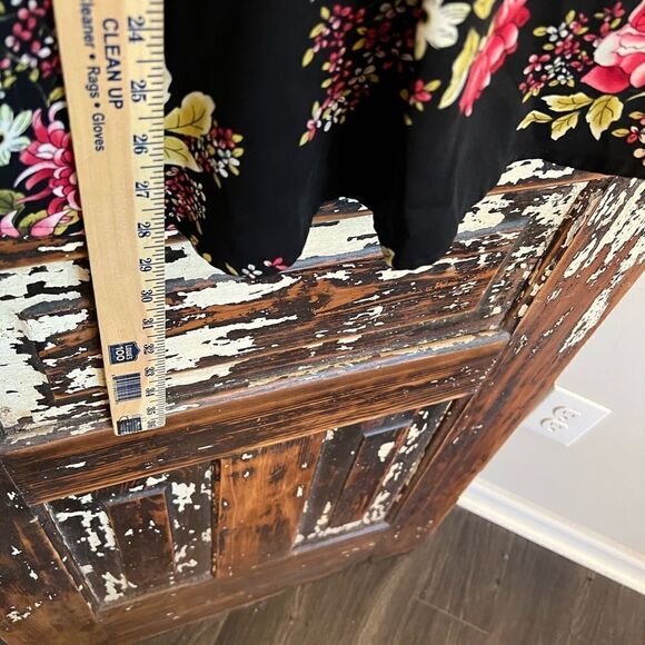 Women’s Floral Iman high/low Blouse. Size 2X. Back is longer shorter in front. - Picture 5 of 7